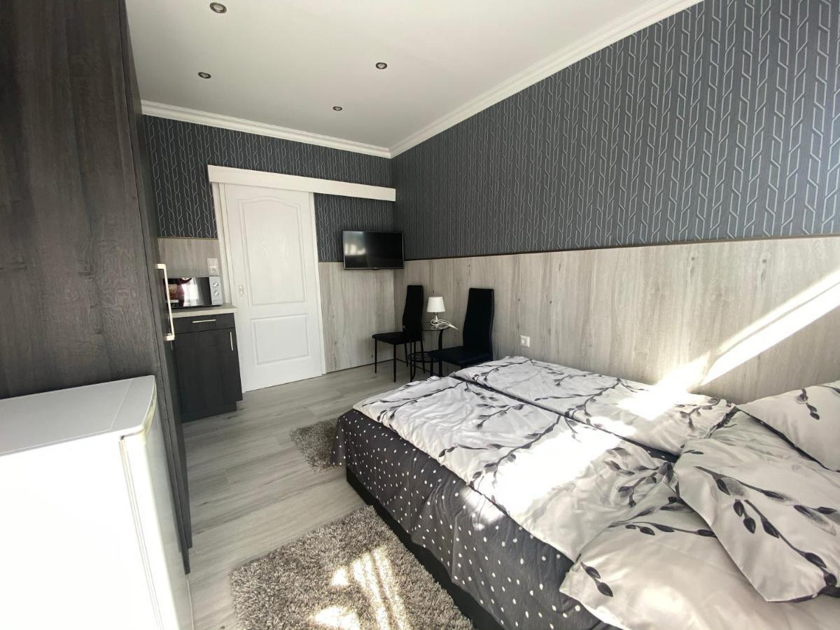 Barbara Vendeghaz Apartment บาลาตอนฟือเรด ภายนอก รูปภาพ