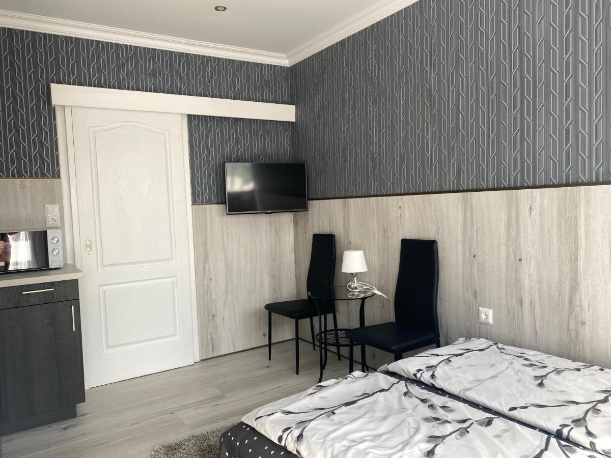 Barbara Vendeghaz Apartment บาลาตอนฟือเรด ภายนอก รูปภาพ
