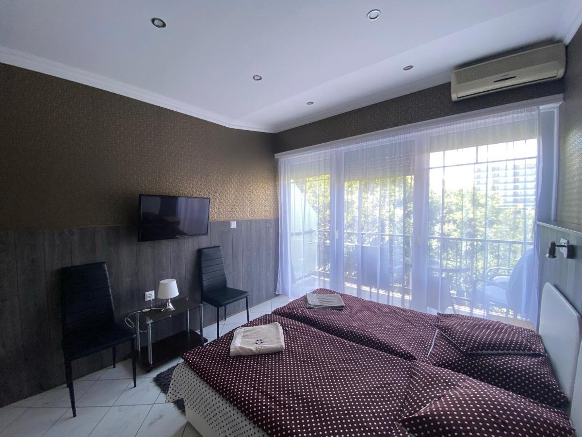 Barbara Vendeghaz Apartment บาลาตอนฟือเรด ภายนอก รูปภาพ